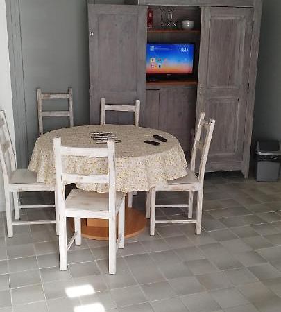 Studio Cosi Idealement Place Au Coeur De Ville Μπουρζ Εξωτερικό φωτογραφία