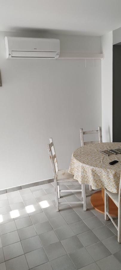 Studio Cosi Idealement Place Au Coeur De Ville Μπουρζ Εξωτερικό φωτογραφία