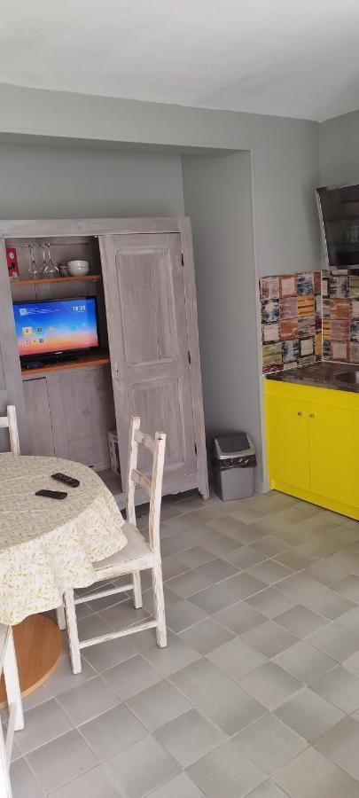 Studio Cosi Idealement Place Au Coeur De Ville Μπουρζ Εξωτερικό φωτογραφία